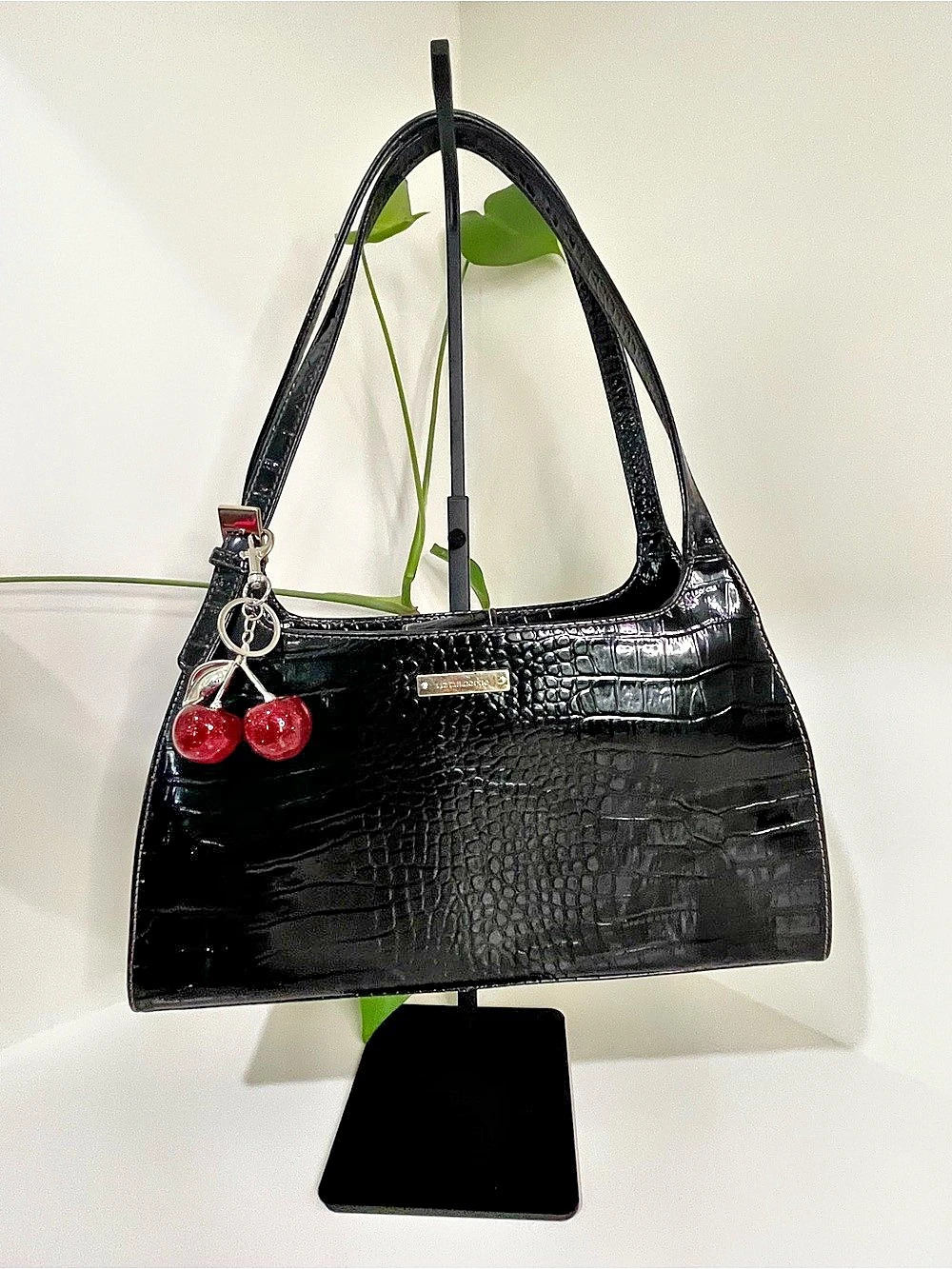 Liz Claiborne Black Crocodile Embossed Shoulder Bag